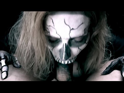 ❤️ Demon famke sûgje hoanne mei har swarte mûle en slikken cum. ️ Moaie porno by wy ❌️